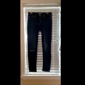 Levi size 7 skinny jean